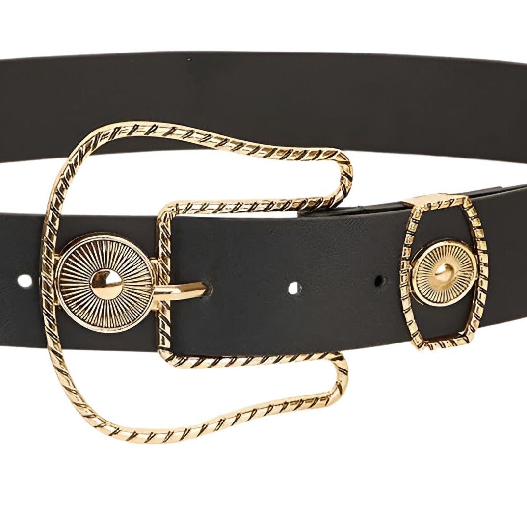 Geniş altın tokalı Western kemer – Wakao modeli, zarif ve şık.